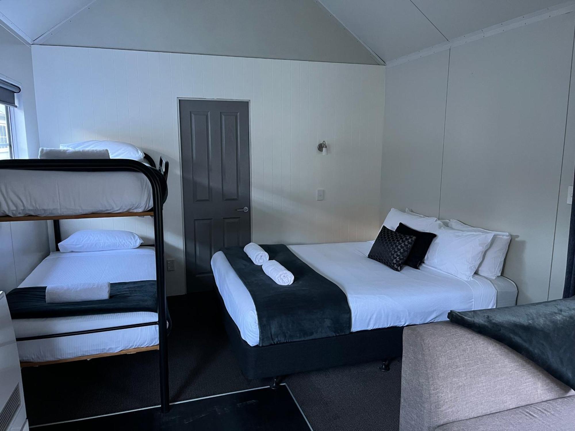 Hampshire Holiday Parks - แอโรว์ทาวน์ ภายนอก รูปภาพ