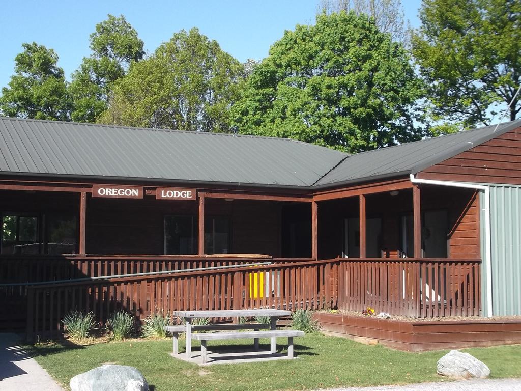 Hampshire Holiday Parks - แอโรว์ทาวน์ ภายนอก รูปภาพ